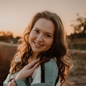 Meet your Posher, Emma lea